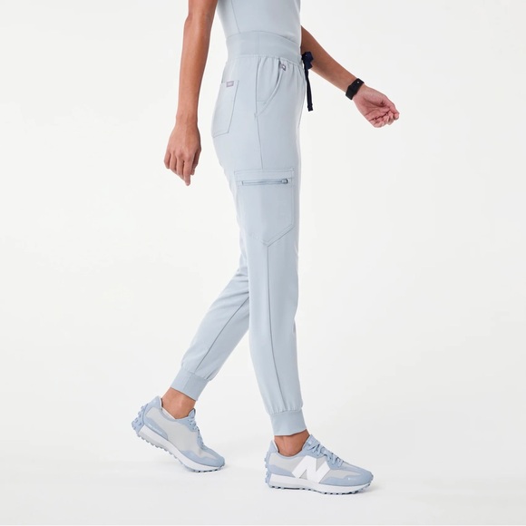 Figs High Waisted Zamora Jogger Scrub Pants | Dusty Blue | Size Small PO# 5858 - Picture 3 of 8